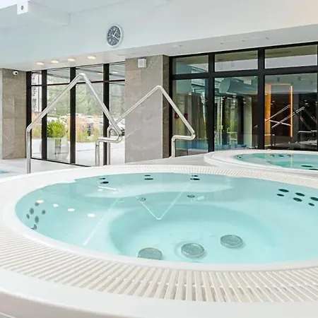 Waterline Port Premium Class 公寓